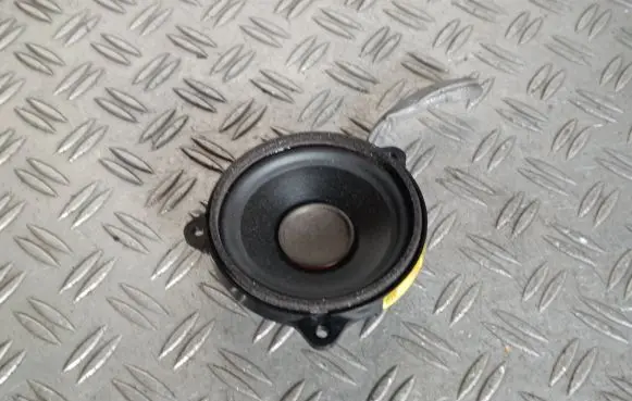 Jaguar F-Pace Panel speaker GX7318808EA B180806CH 43410786807111