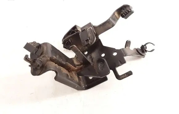Peugeot 308 Other engine bay part 9807651580