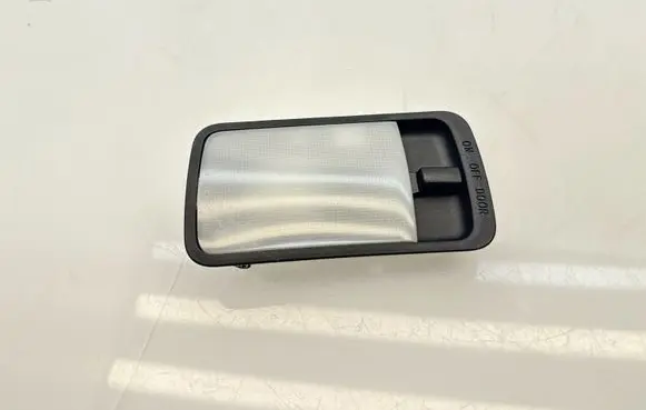 Nissan Juke II F16 Rear seat light