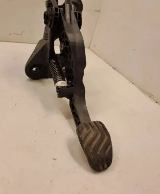 Clutch pedal
