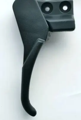 Volkswagen PASSAT B5.5 Engine bonnet (hood) release handle 3B1823533