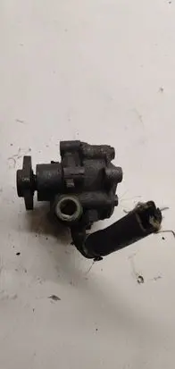 Volkswagen PASSAT B5.5 Power steering pump 800145177QE6