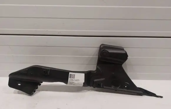 Chevrolet Camaro Rear bumper mounting bracket 23186324