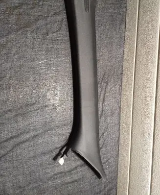 Porsche Macan (95B) (B) pillar trim (top) 95B867233