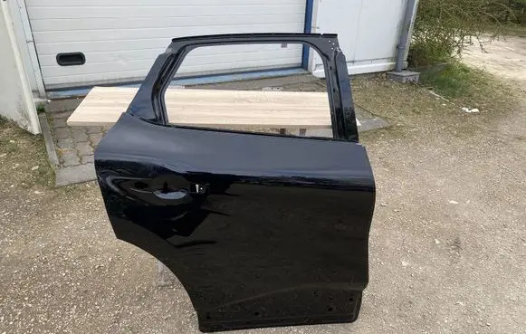 Renault Kadjar Rear door 821525757R