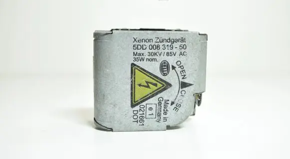 Audi A6 S6 C6 4F Headlight ballast module Xenon 5DD00831950