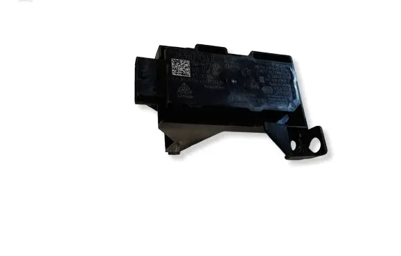 Audi A5 Keyless system antenna 5WA962133D