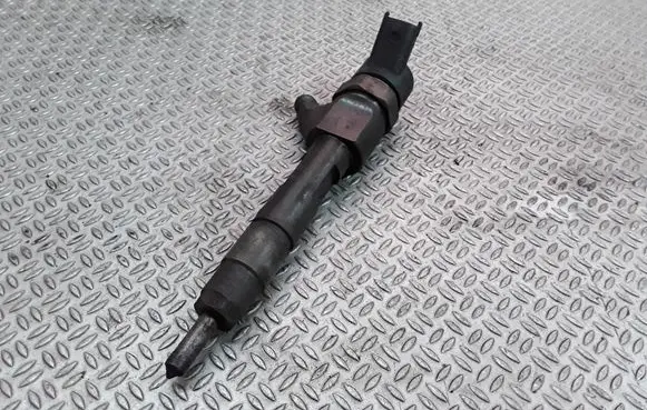 Renault Laguna II Fuel injector 0445110021 7700111014