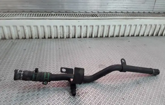 Volvo S70 V70 V70 XC Engine coolant pipe/hose