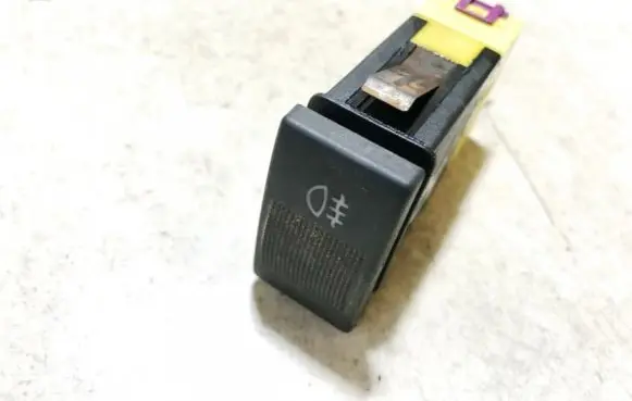Fog light switch