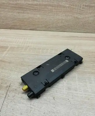 BMW 1 E81 E87 Aerial antenna amplifier 6958900
