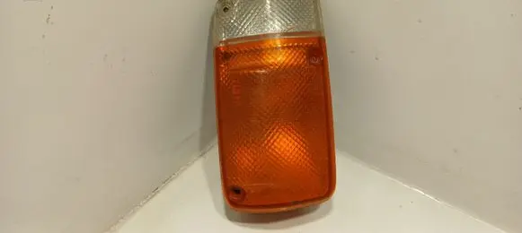 Nissan Patrol Y60 Front indicator light