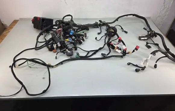 Peugeot 3008 II Engine installation wiring loom E8d39apbp 4535326 9675350280