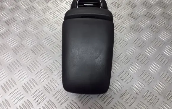 Lancia Delta III Armrest