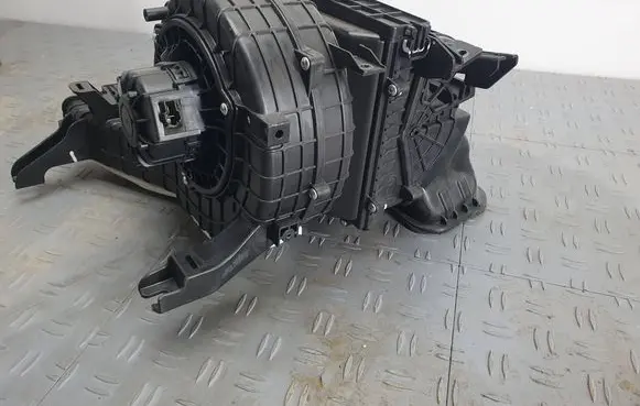 KIA Sportage Interior heater climate box assembly housing 