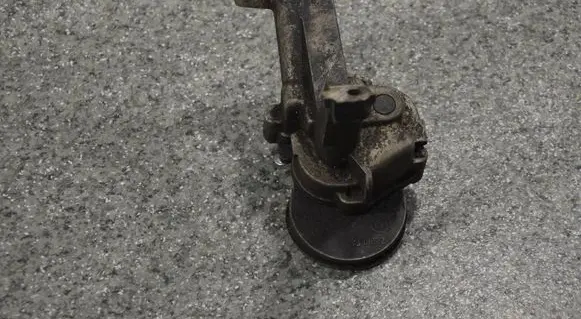 BMW 5 E34 Oil pump 12730852