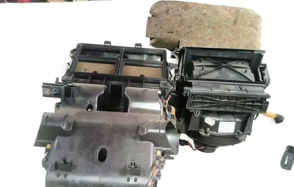 Interior heater climate box assembly