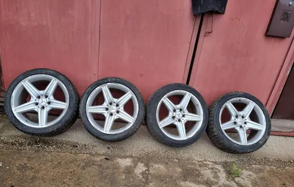Mercedes-Benz CLS C219 R18 alloy rim A2194011702