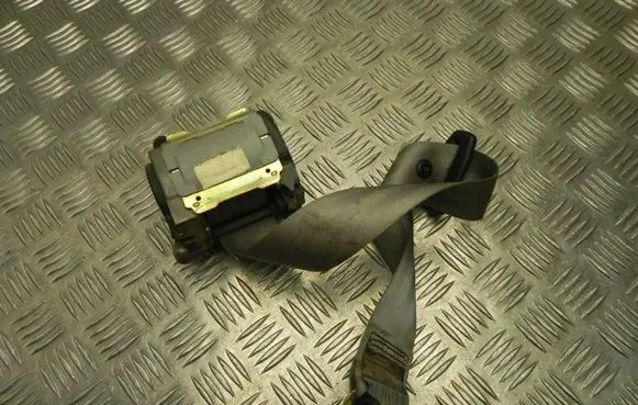Audi A4 S4 B6 8E 8H Front seatbelt 8E5857805F M3704