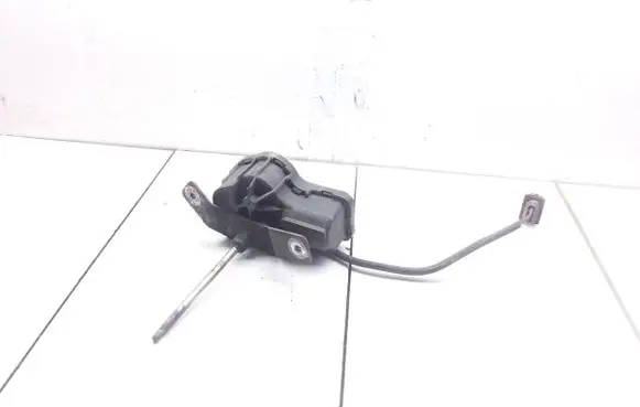 Volvo S70 V70 V70 XC Headlight wiper motor 