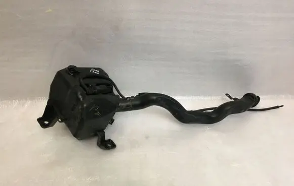 Tesla Model X AdBlue liquid reservoir 105676700