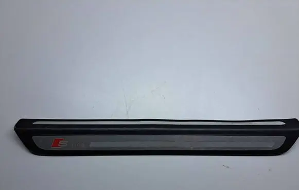 Audi Q5 SQ5 Side skirt front trim 8R0853374F