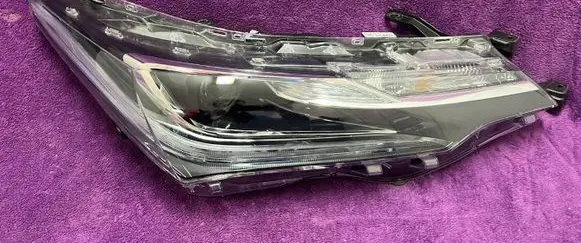 Toyota Corolla E160 E170 Headlight/headlamp 8111002M70