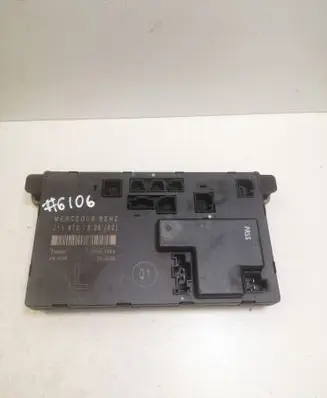 Mercedes-Benz E W211 Door control unit/module A2118707326