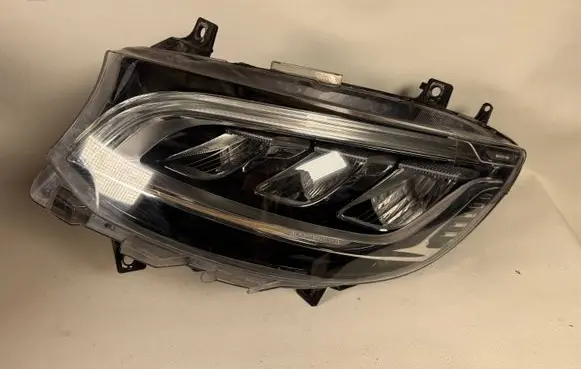 Mercedes-Benz Sprinter W907 W910 Headlight/headlamp A9109067100