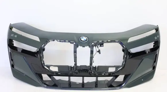 BMW 7 G70 Front bumper 963441888