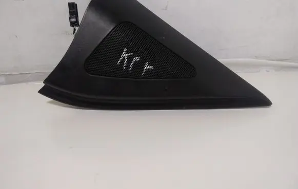 Hyundai Santa Fe Front door high frequency speaker 876502B001CA