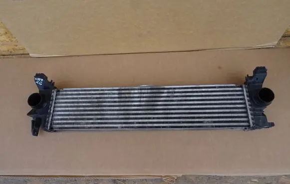 Mercedes-Benz Vito Viano W447 Intercooler radiator A4475010501 ZGS00501