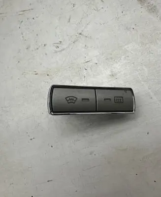 Ford Mondeo MK IV Windscreen/window heater switch 18K574AC 25092007