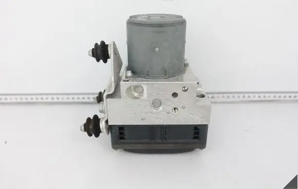 Audi A8 S8 D4 4H ABS Pump 4H0907379AA