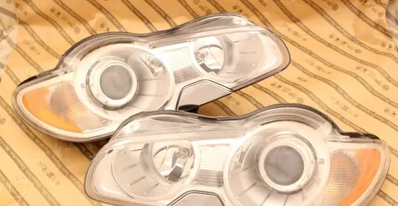 Jaguar XF X250 Headlights/headlamps set 8X2313W030KC 8X2313W029KC