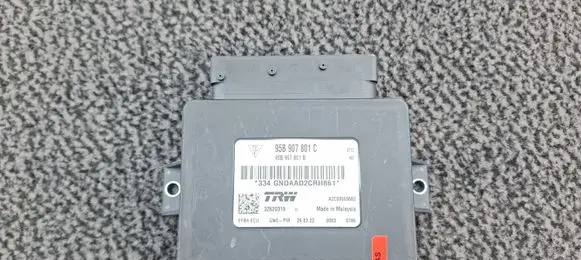 Porsche Macan (95B) Hand brake control module 95B907801C 95B907801B A2C99509502