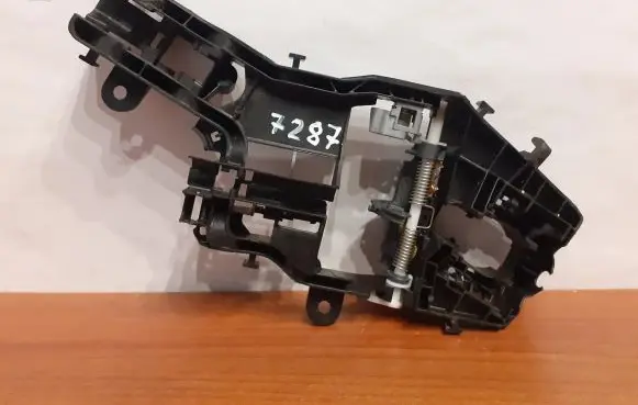 Volkswagen PASSAT B8 Front door interior handle 0107285840X 510837812H