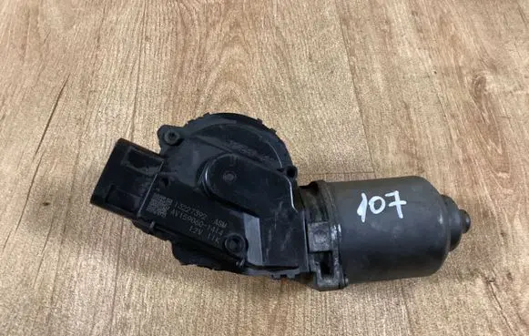 Opel Insignia A Wiper motor 13227392 AV1590601414