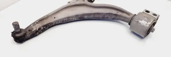 Opel Zafira C Front lower control arm/wishbone 13371815