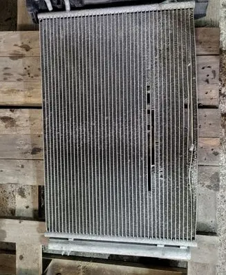 BMW 3 E90 E91 Intercooler radiator