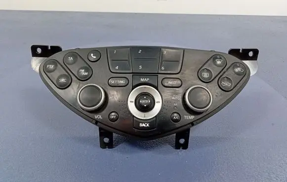 Nissan Primera Climate control unit 28395AV610