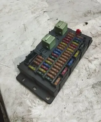Mini One - Cooper R50 - 53 Fuse module 518030317