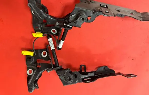 BMW 2 F45 Engine bonnet/hood hinges 7300522 7300521