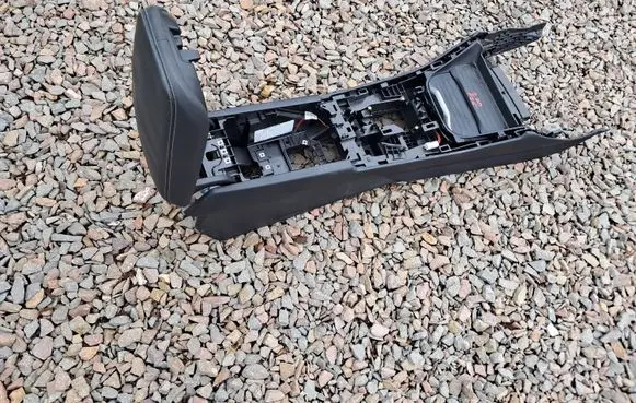 BMW X3 F25 Center console