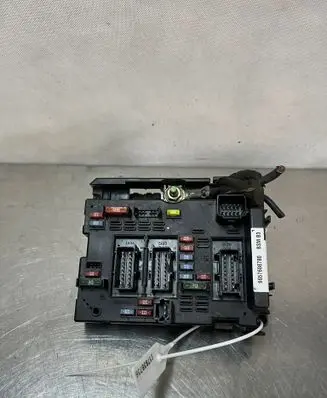 Peugeot 207 CC Fuse box set 9657608780B3