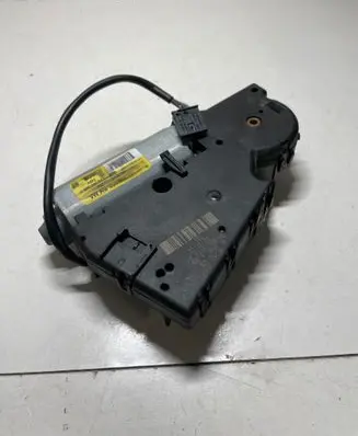 Volkswagen Jetta V Sunroof motor/actuator 8D0959591C