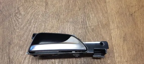 Mercedes-Benz GLE (W166 - C292) Front door interior handle A1667600661