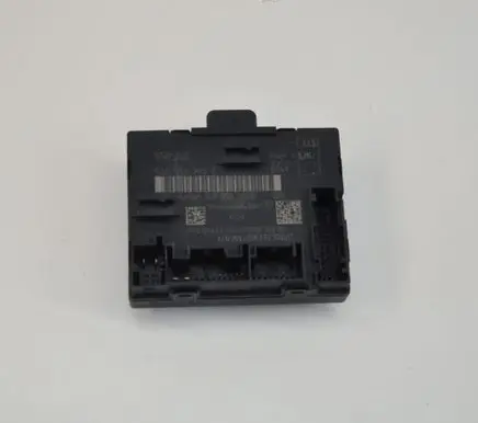 Audi Q2 - Door control unit/module 5Q0959392E