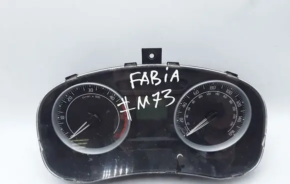 Skoda Fabia Mk2 (5J) Speedometer (instrument cluster) A2C53319714 5J0920911C V2802477