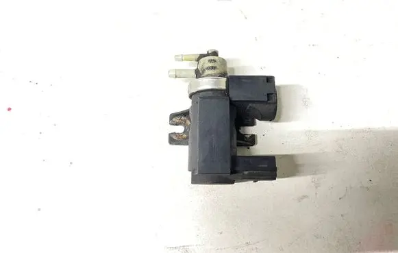 Audi A6 S6 C5 4B Turbo solenoid valve 8E0906627C